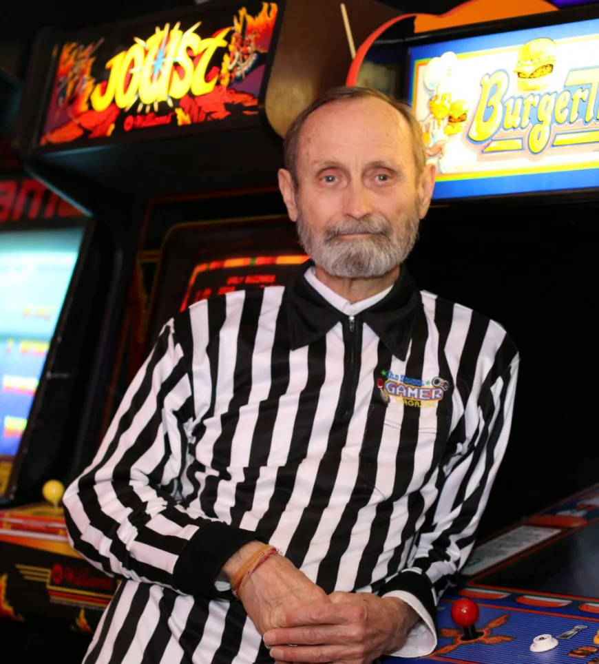 Walter Day Net Worth, Relationships, Age/Birthdate & Birthday Facts