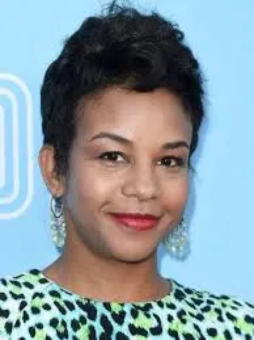 Aasha Davis Net Worth, Relationships, Age/Birthdate & Birthday Facts