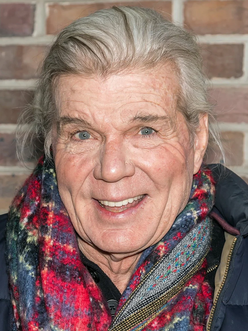 John Davidson Net Worth, Relationships, Age/Birthdate & Birthday Facts