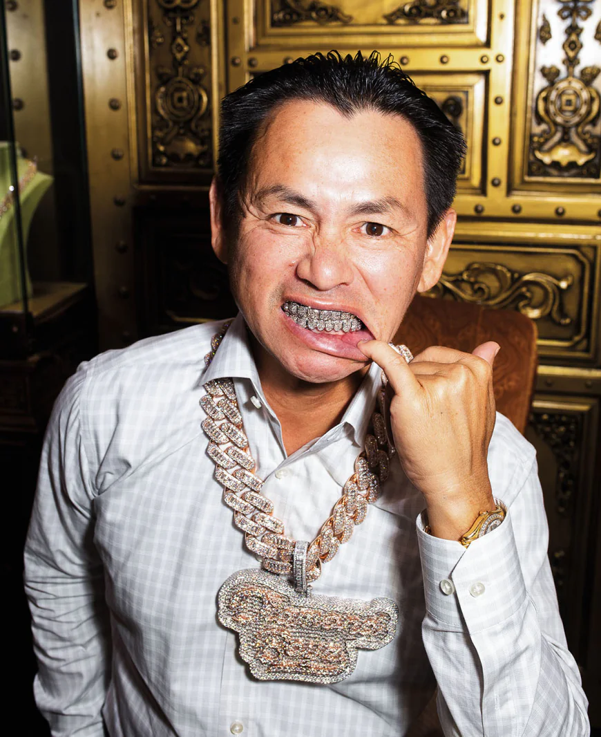 Johnny Dang Net Worth, Relationships, Age/Birthdate & Birthday Facts