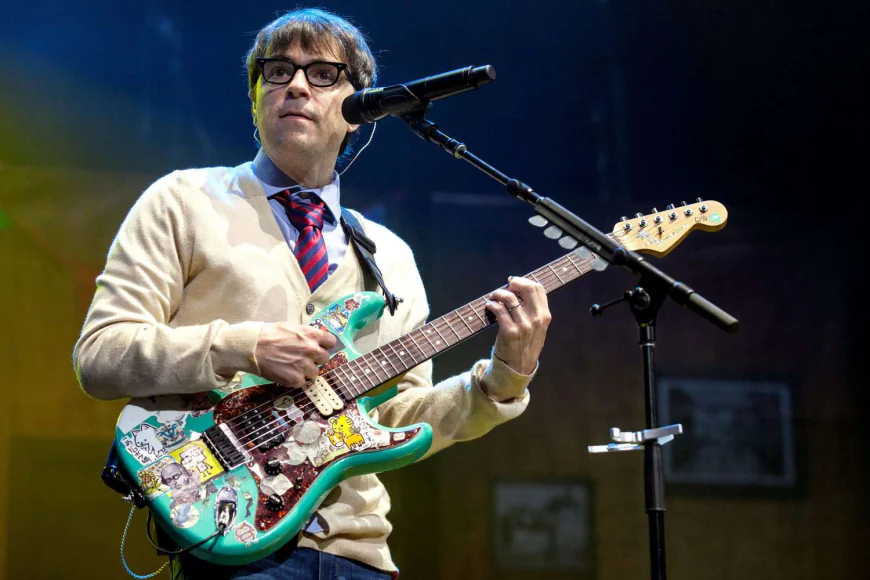 Rivers Cuomo Net Worth, Relationships, Age/Birthdate & Birthday Facts
