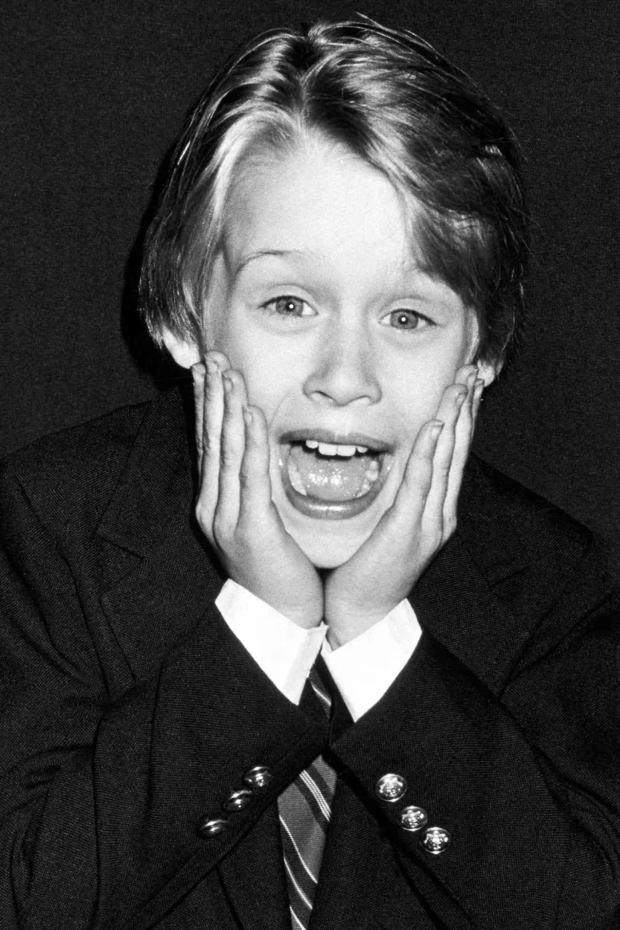 Macaulay Culkin Net Worth, Relationships, Age/Birthdate & Birthday Facts