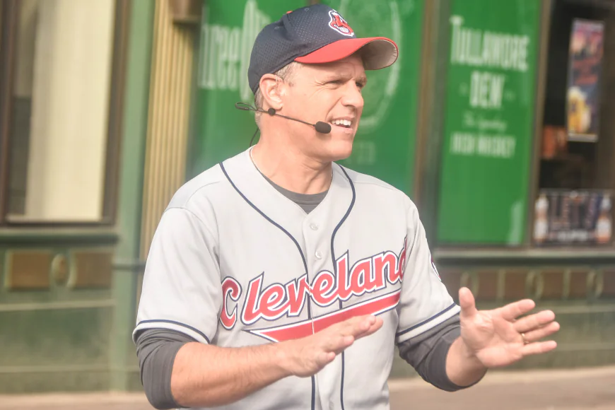 Jay Crawford Net Worth, Relationships, Age/Birthdate & Birthday Facts