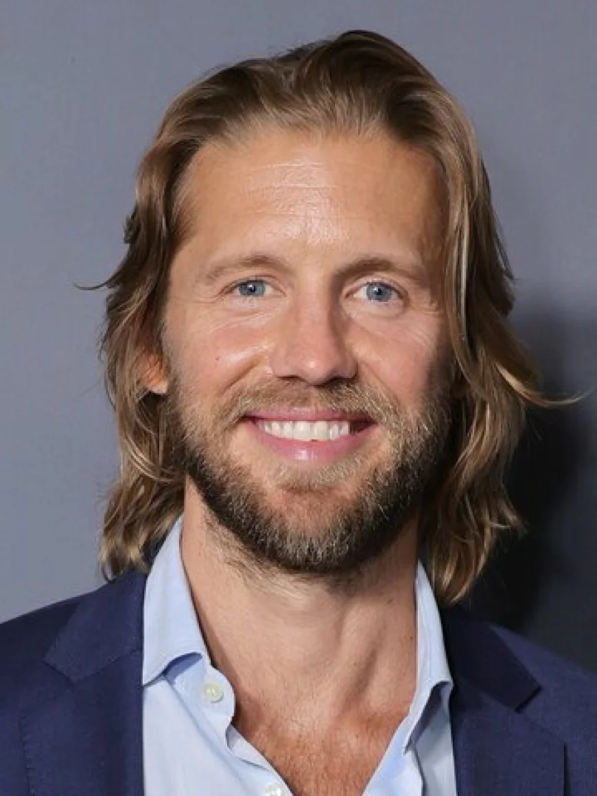 Matt Barr Net Worth, Relationships, Age/Birthdate & Birthday Facts