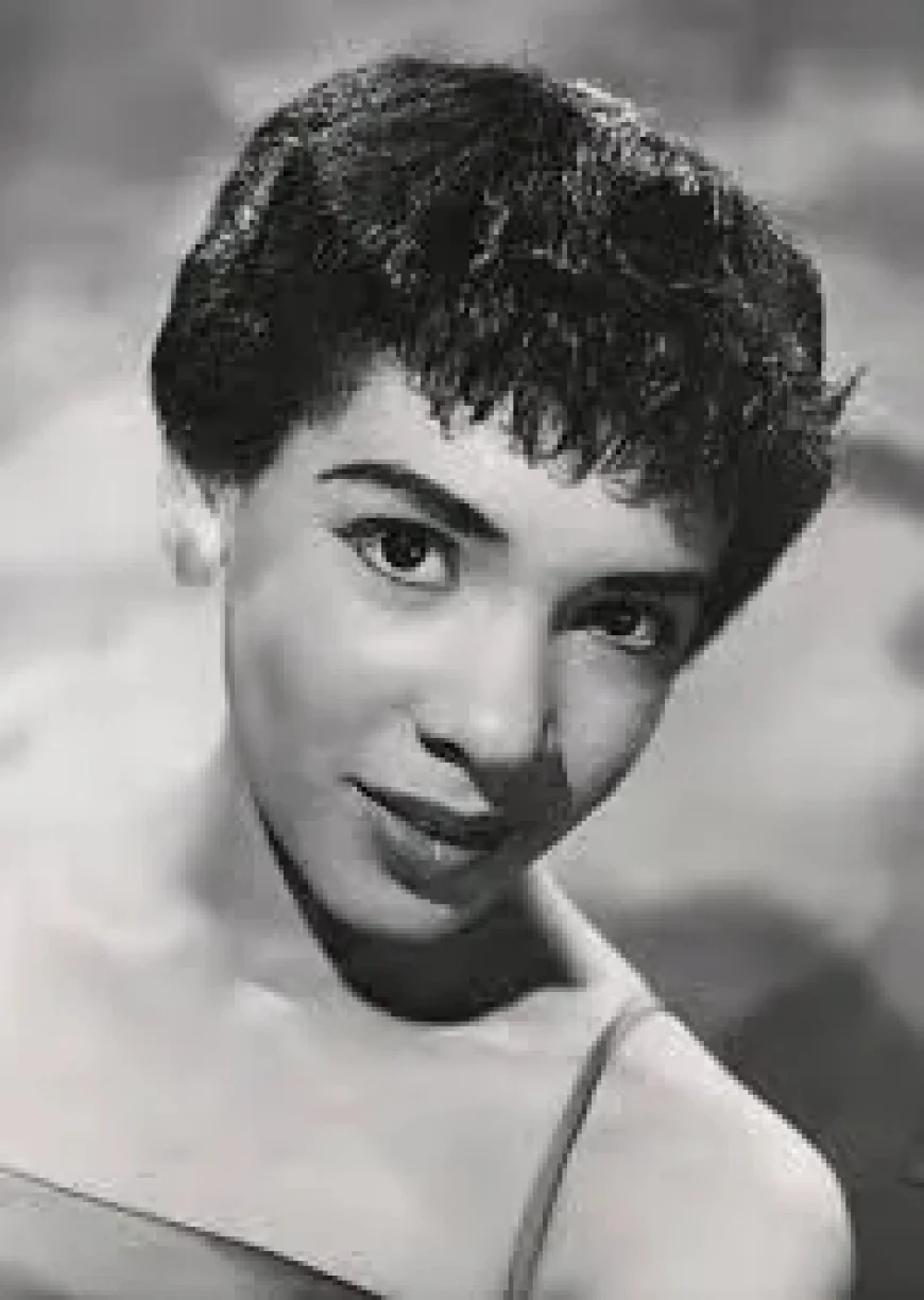 Shirley Bassey Net Worth, Relationships, Age/Birthdate & Birthday Facts