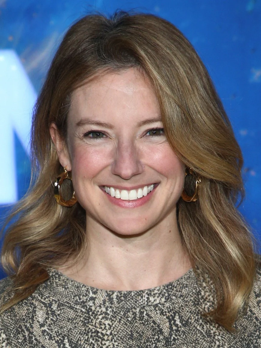 Sugar Lyn Beard Net Worth, Relationships, Age/Birthdate & Birthday Facts