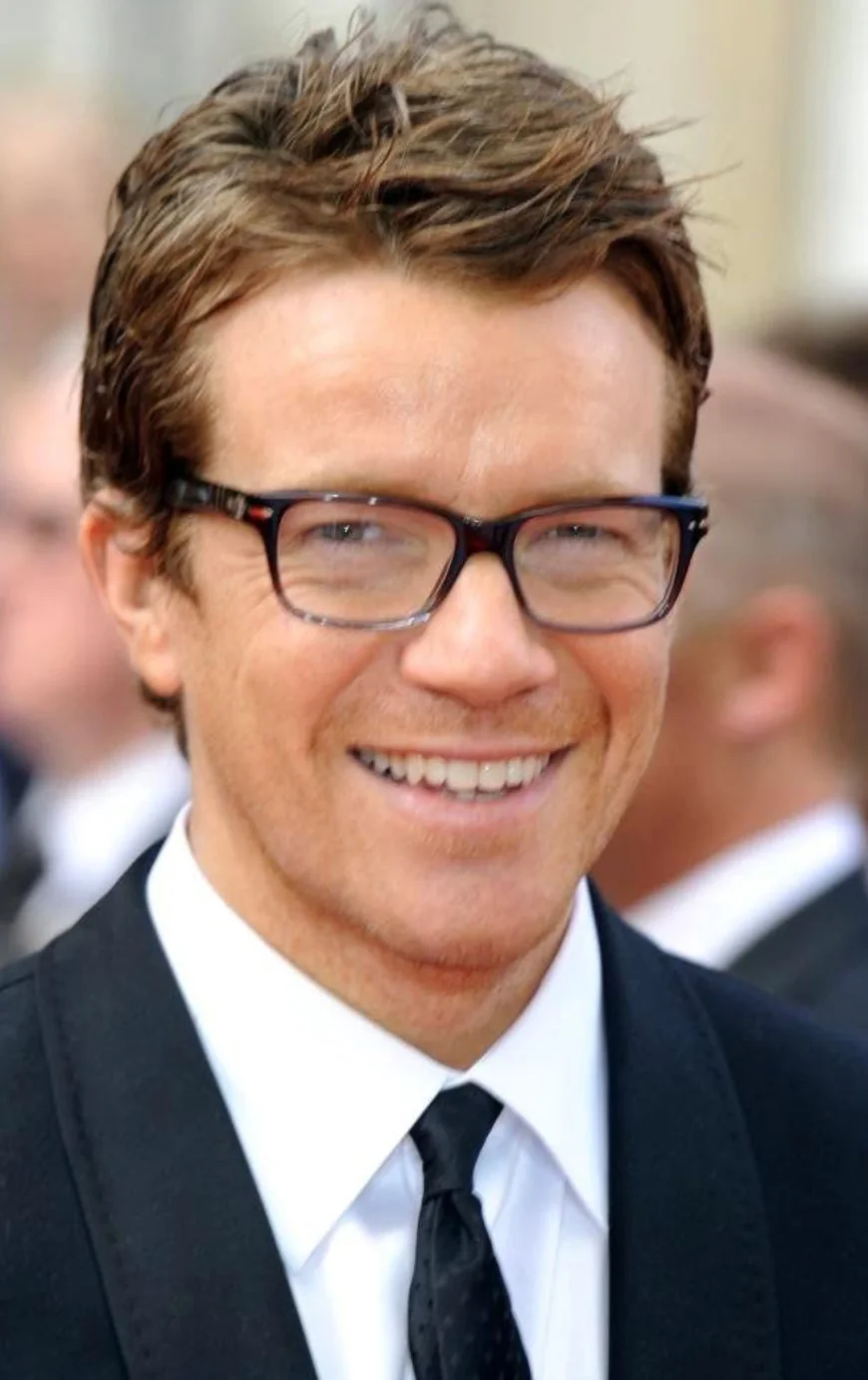 Max Beesley Net Worth, Relationships, Age/Birthdate & Birthday Facts