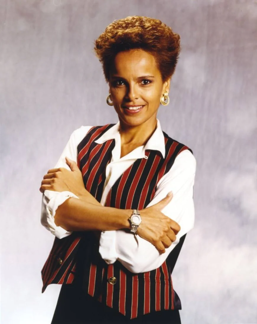 Shari Belafonte Net Worth, Relationships, Age/Birthdate & Birthday Facts
