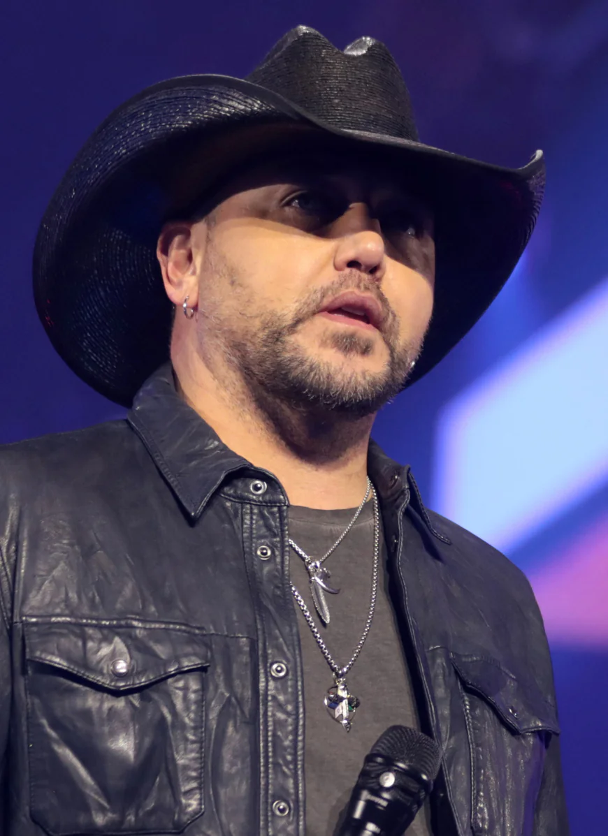 Jason Aldean Net Worth, Relationships, Age/Birthdate & Birthday Facts
