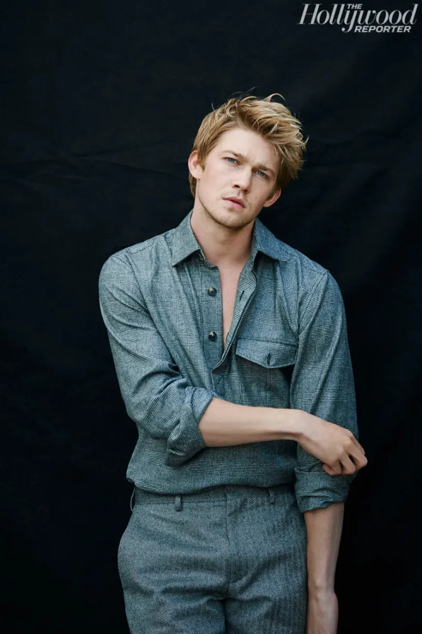 Joe Alwyn Net Worth, Relationships, Age/Birthdate & Birthday Facts
