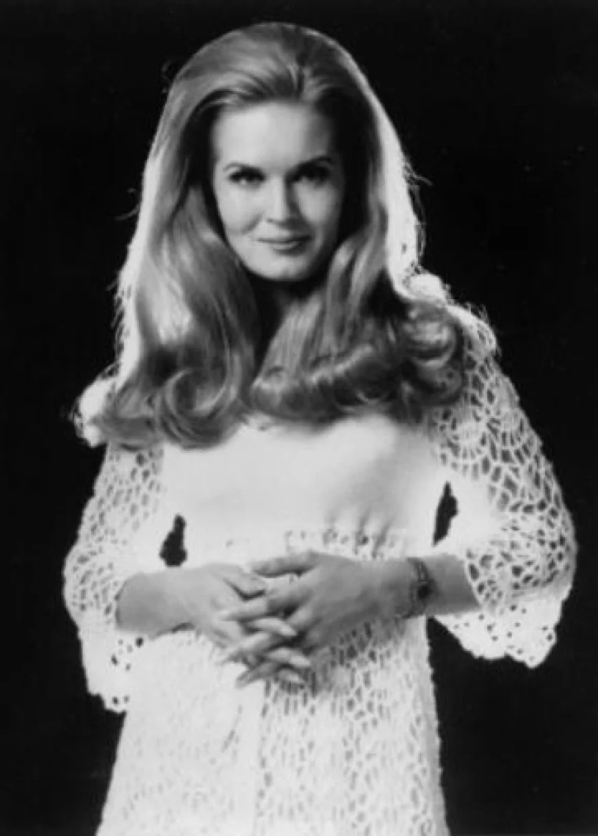 Lynn Anderson Net Worth, Relationships, Age/Birthdate & Birthday Facts
