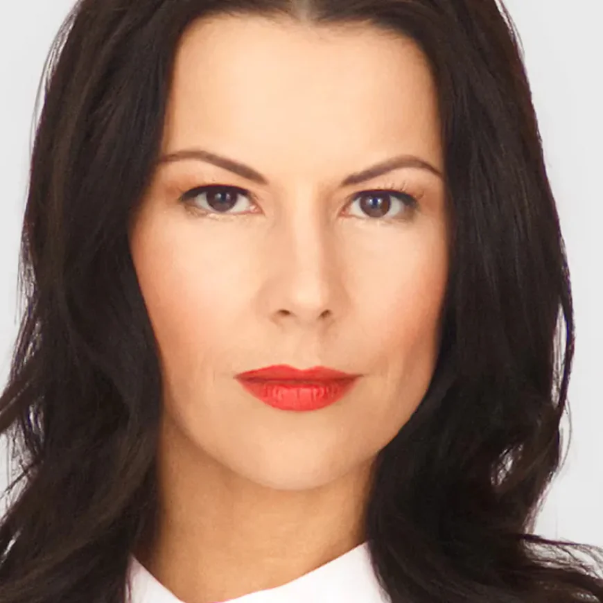 Juliet Angus Net Worth, Relationships, Age/Birthdate & Birthday Facts