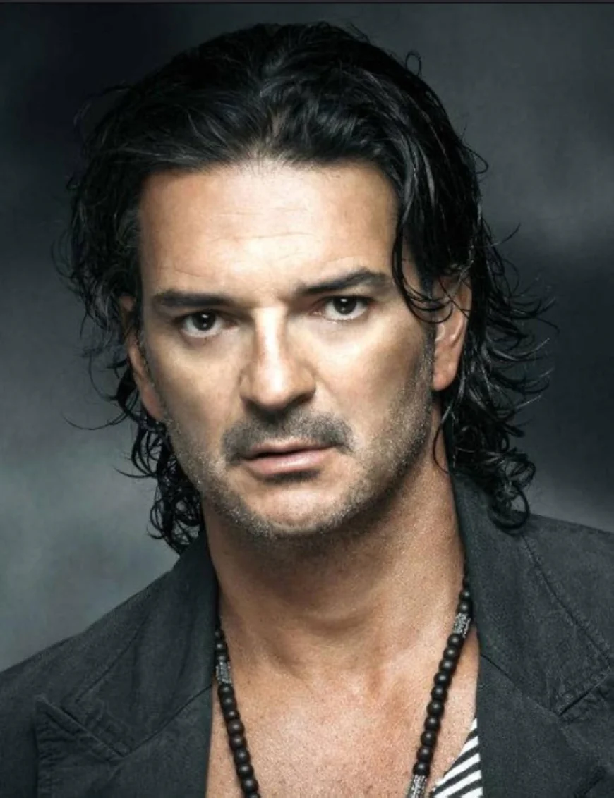 Ricardo Arjona Net Worth, Relationships, Age/Birthdate & Birthday Facts