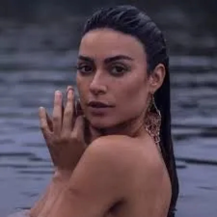 Thaila Ayala Net Worth, Relationships, Age/Birthdate & Birthday Facts