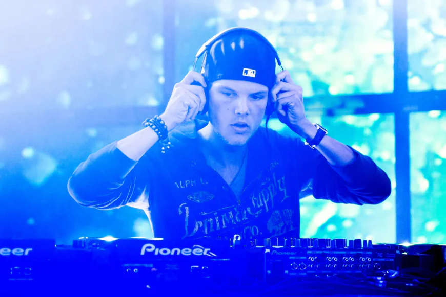 Avicii Net Worth, Relationships, Age/Birthdate & Birthday Facts