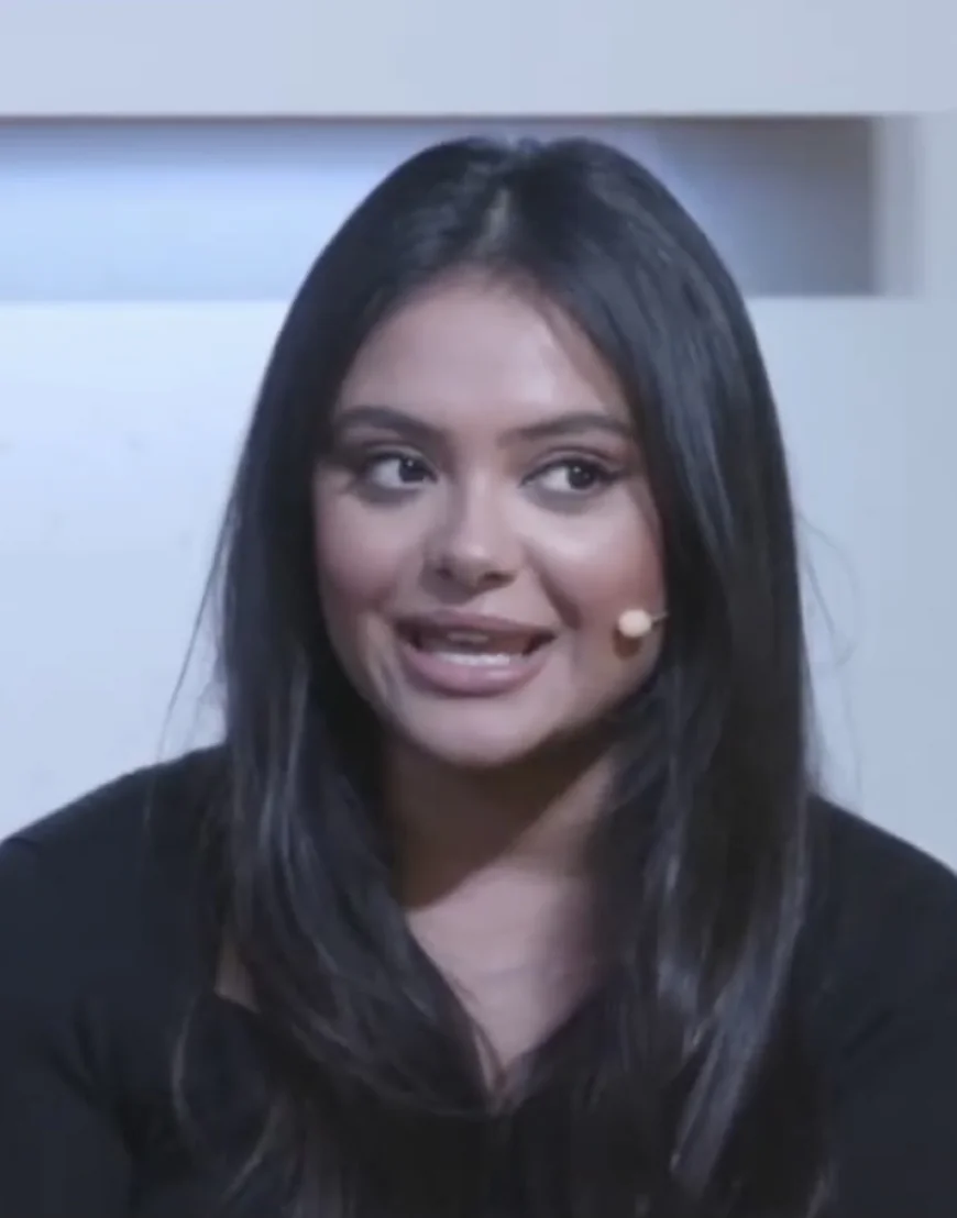 Afshan Azad Net Worth, Relationships, Age/Birthdate & Birthday Facts