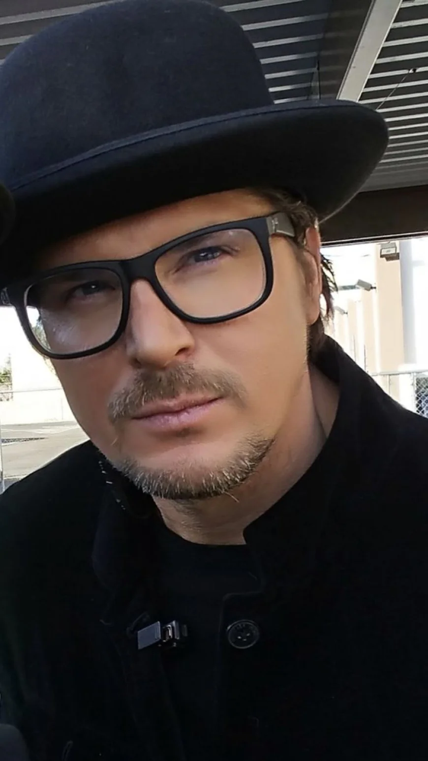Zak Bagans Net Worth, Relationships, Age/Birthdate & Birthday Facts