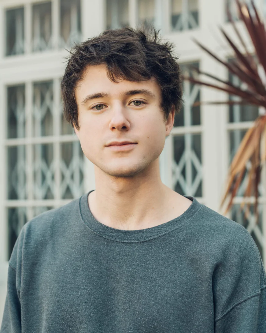 Alec Benjamin Net Worth, Relationships, Age/Birthdate & Birthday Facts