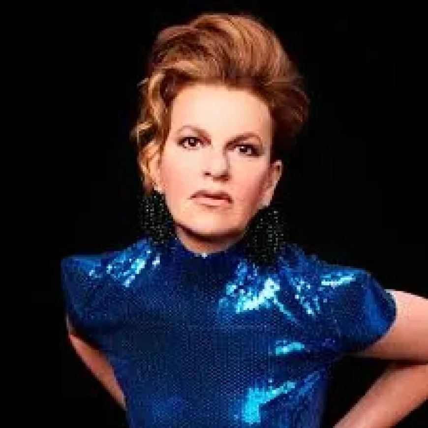 Sandra Bernhard Net Worth, Relationships, Age/Birthdate & Birthday Facts