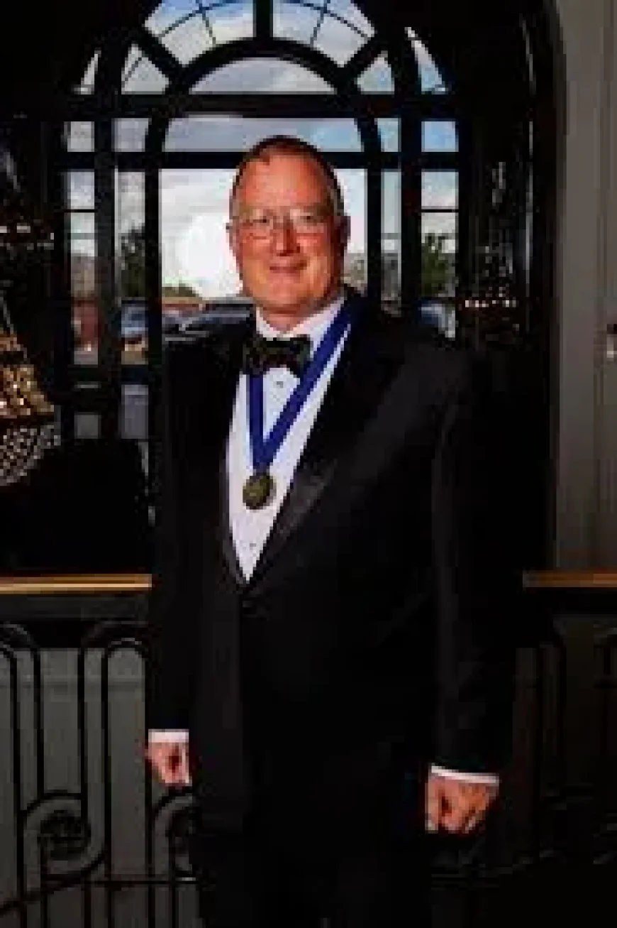 Carl Cook Net Worth, Relationships, Age/Birthdate & Birthday