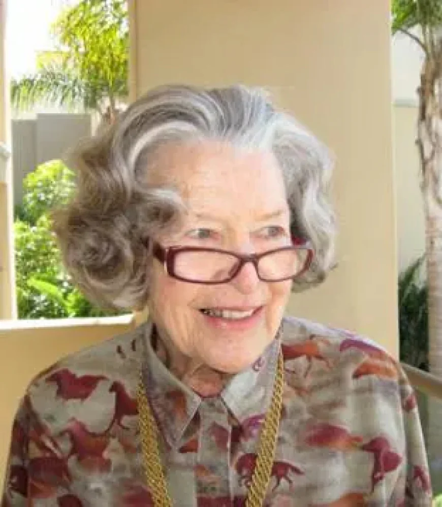 Phoebe Hearst Cooke Net Worth, Relationships, Age/Birthdate & Birthday