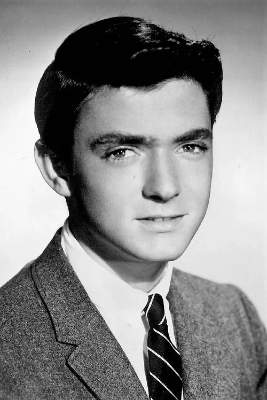 Tim Considine Net Worth, Relationships, Age/Birthdate & Birthday