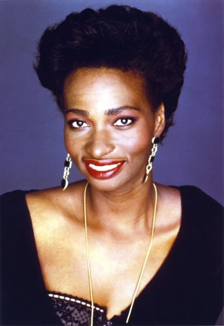 Ellen Cleghorne Net Worth, Relationships, Age/Birthdate & Birthday