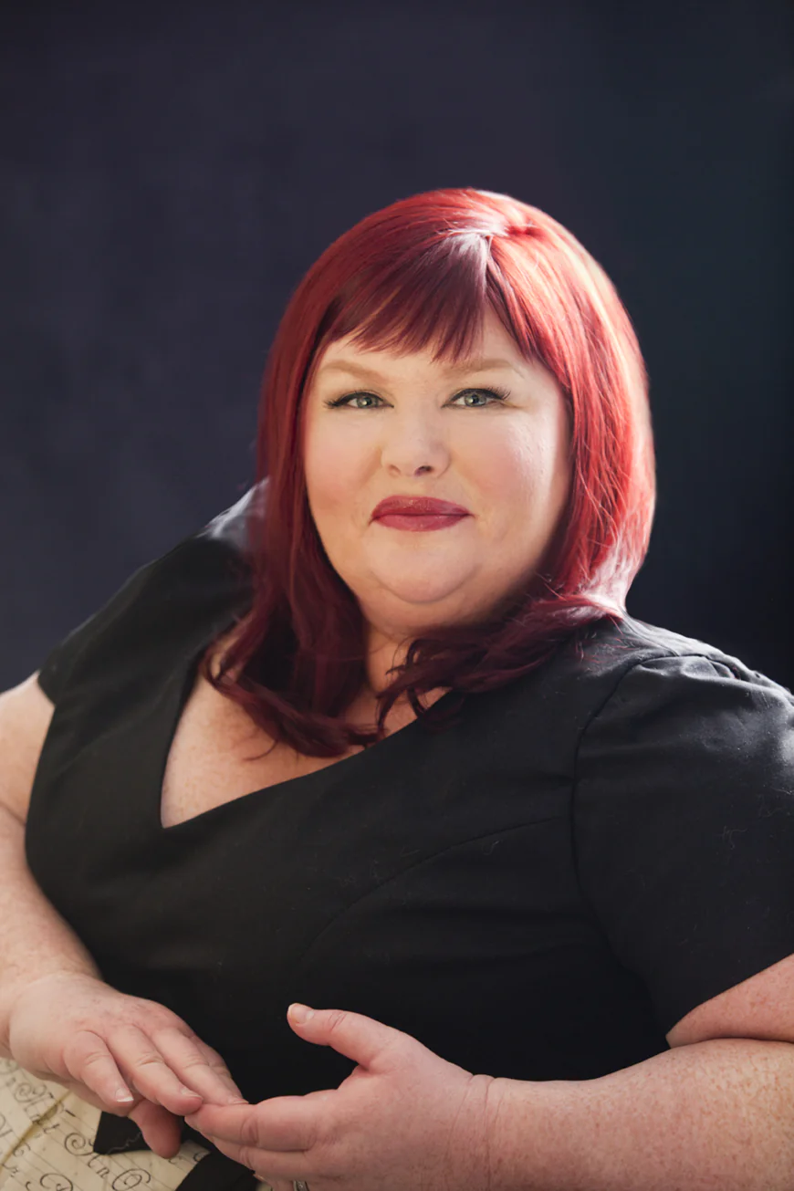 Cassandra Clare Net Worth, Relationships, Age/Birthdate & Birthday