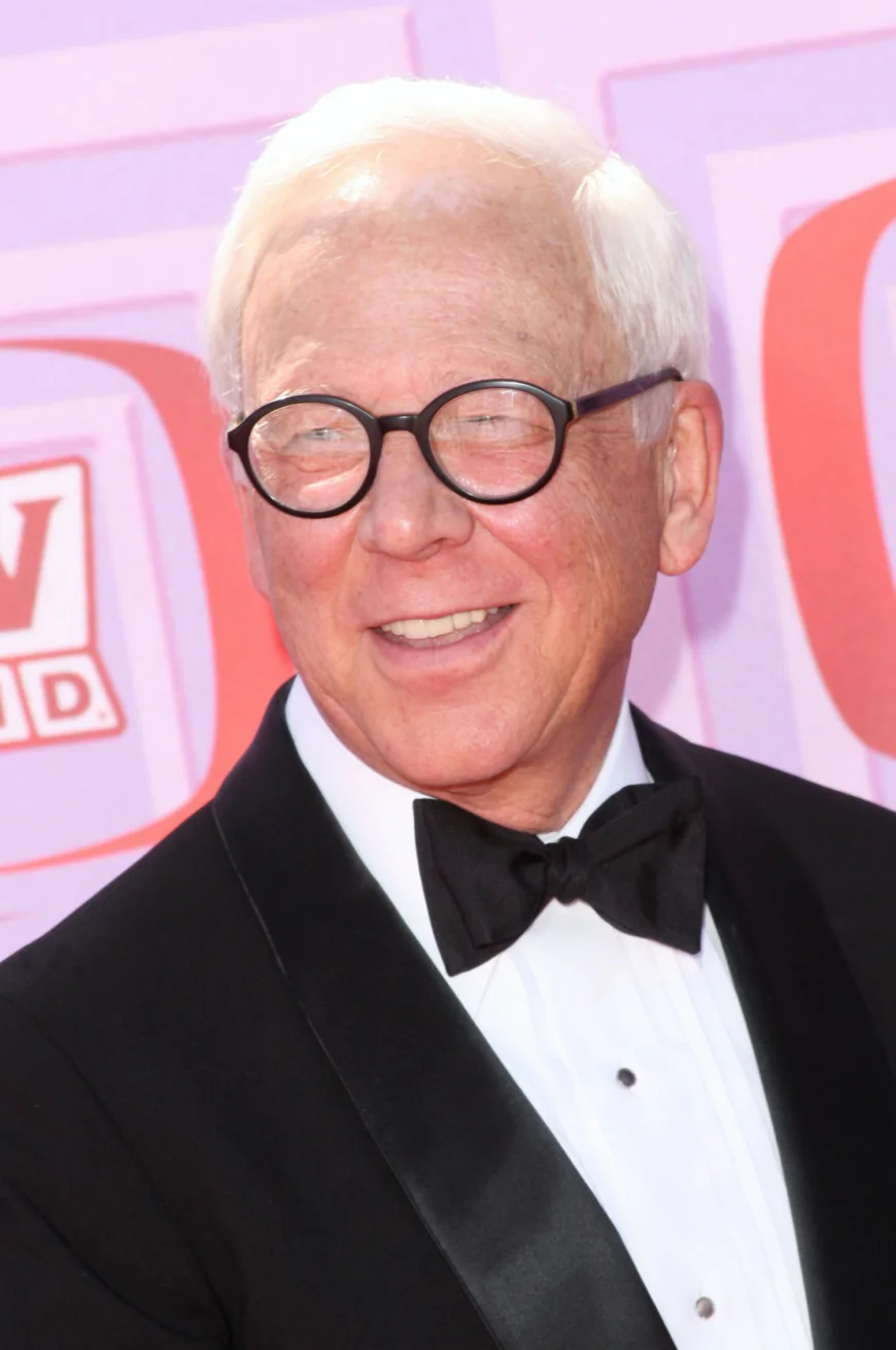 William Christopher Net Worth, Relationships, Age/Birthdate & Birthday