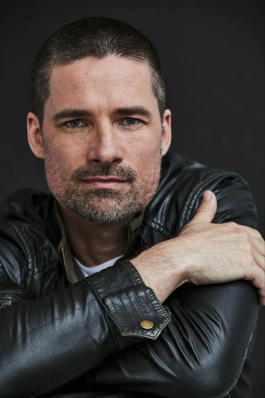 Warren Christie Net Worth, Relationships, Age/Birthdate & Birthday