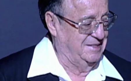 Chespirito (Roberto Gomez Bolanos) Net Worth, Relationships, Age/Birthdate & Birthday