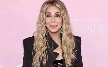 Cher Net Worth, Relationships, Age/Birthdate & Birthday