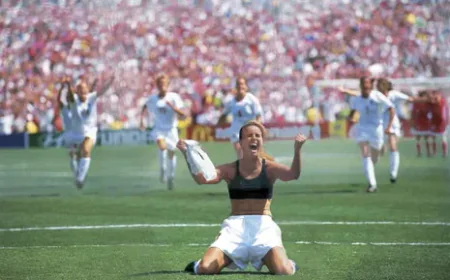 Brandi Chastain Net Worth, Relationships, Age/Birthdate & Birthday
