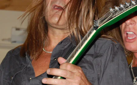 Carlos Cavazo Net Worth, Relationships, Age/Birthdate & Birthday