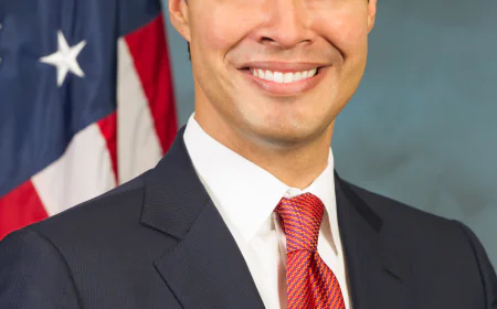 Julian Castro Net Worth, Relationships, Age/Birthdate & Birthday