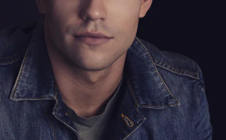 Charlie Carver Net Worth, Relationships, Age/Birthdate & Birthday