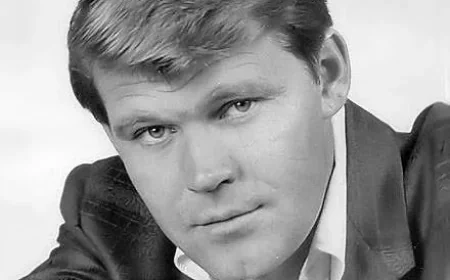 Glen Campbell Net Worth, Relationships, Age/Birthdate & Birthday