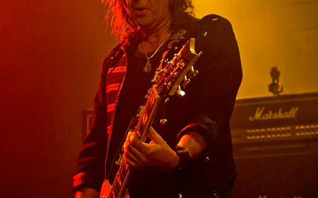 Phil Campbell Net Worth, Relationships, Age/Birthdate & Birthday