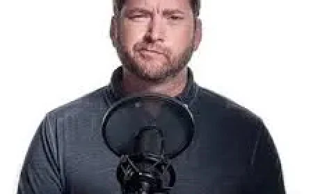 Burnie Burns Net Worth, Relationships, Age/Birthdate & Birthday