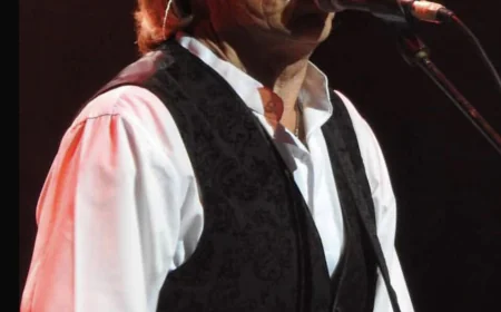 Dewey Bunnell Net Worth, Relationships, Age/Birthdate & Birthday