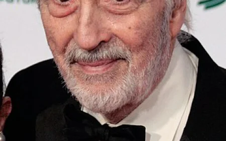 Christopher Lee Net Worth, Relationships, Age/Birthdate & Birthday Facts