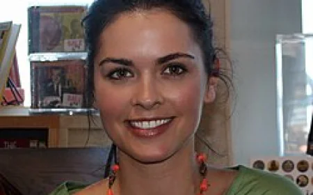 Katie Lee Joel Net Worth, Relationships, Age/Birthdate & Birthday Facts