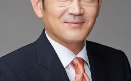 Jay Y. Lee Net Worth, Relationships, Age/Birthdate & Birthday Facts