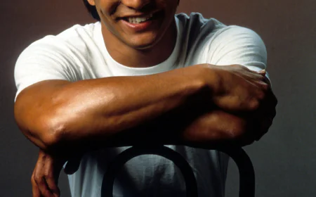 Jason Scott Lee Net Worth, Relationships, Age/Birthdate & Birthday Facts