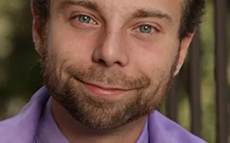 Steven Anthony Lawrence Net Worth, Relationships, Age/Birthdate & Birthday Facts