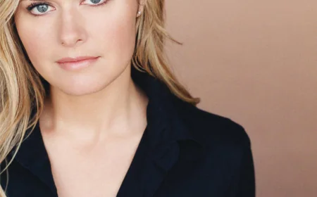 Maggie Lawson Net Worth, Relationships, Age/Birthdate & Birthday Facts