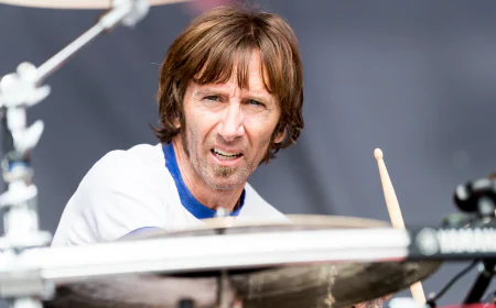 Shannon Larkin Net Worth, Relationships, Age/Birthdate & Birthday Facts