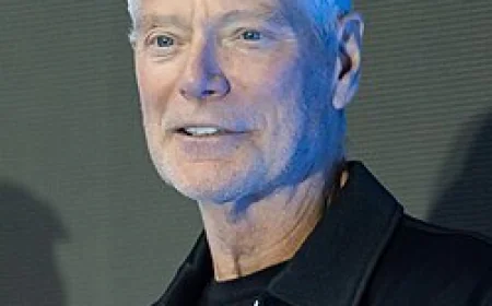 Stephen Lang Net Worth, Relationships, Age/Birthdate & Birthday Facts