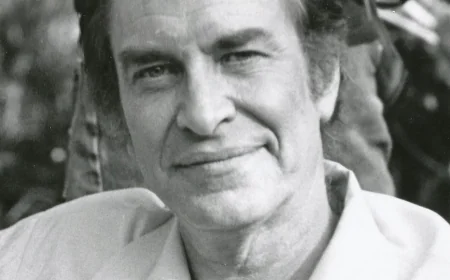 Martin Landau Net Worth, Relationships, Age/Birthdate & Birthday Facts