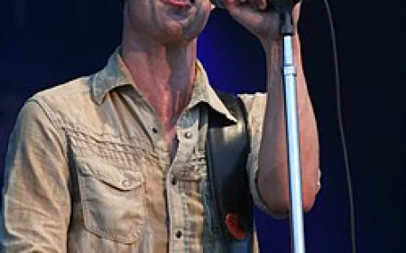 Jonny Lang Net Worth, Relationships, Age/Birthdate & Birthday Facts